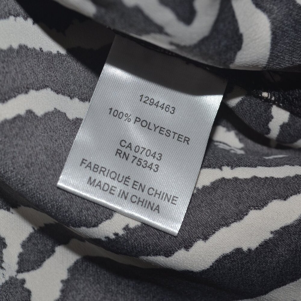 Rachel Zoe size Large long sleeve with zebra pattern blouse. - Picture 3 of 4